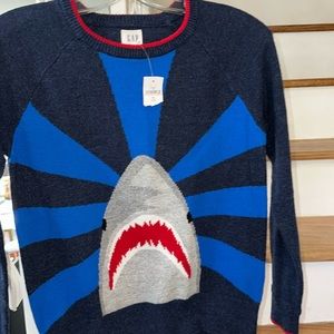 🦈 Shark Gap sweater! Brand new!